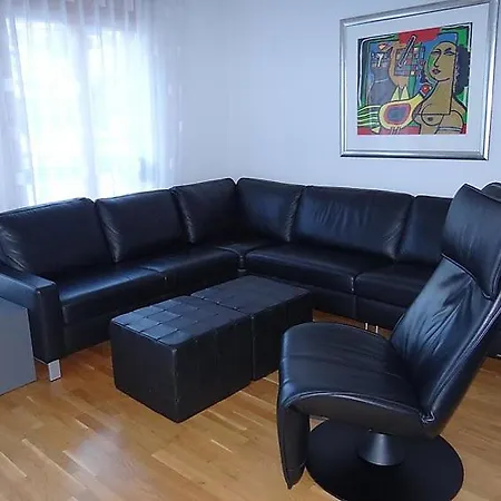 Sleeps 6 Wifi * אנגלברג
